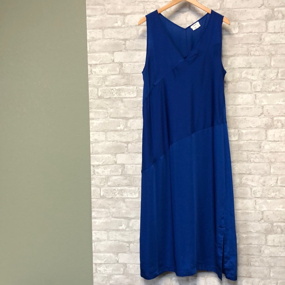 DKNY: The Summer Wedding Dress